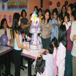 Repas d'anniversaire entre philippins