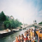 Promenade en bateau mouche sur la Seine